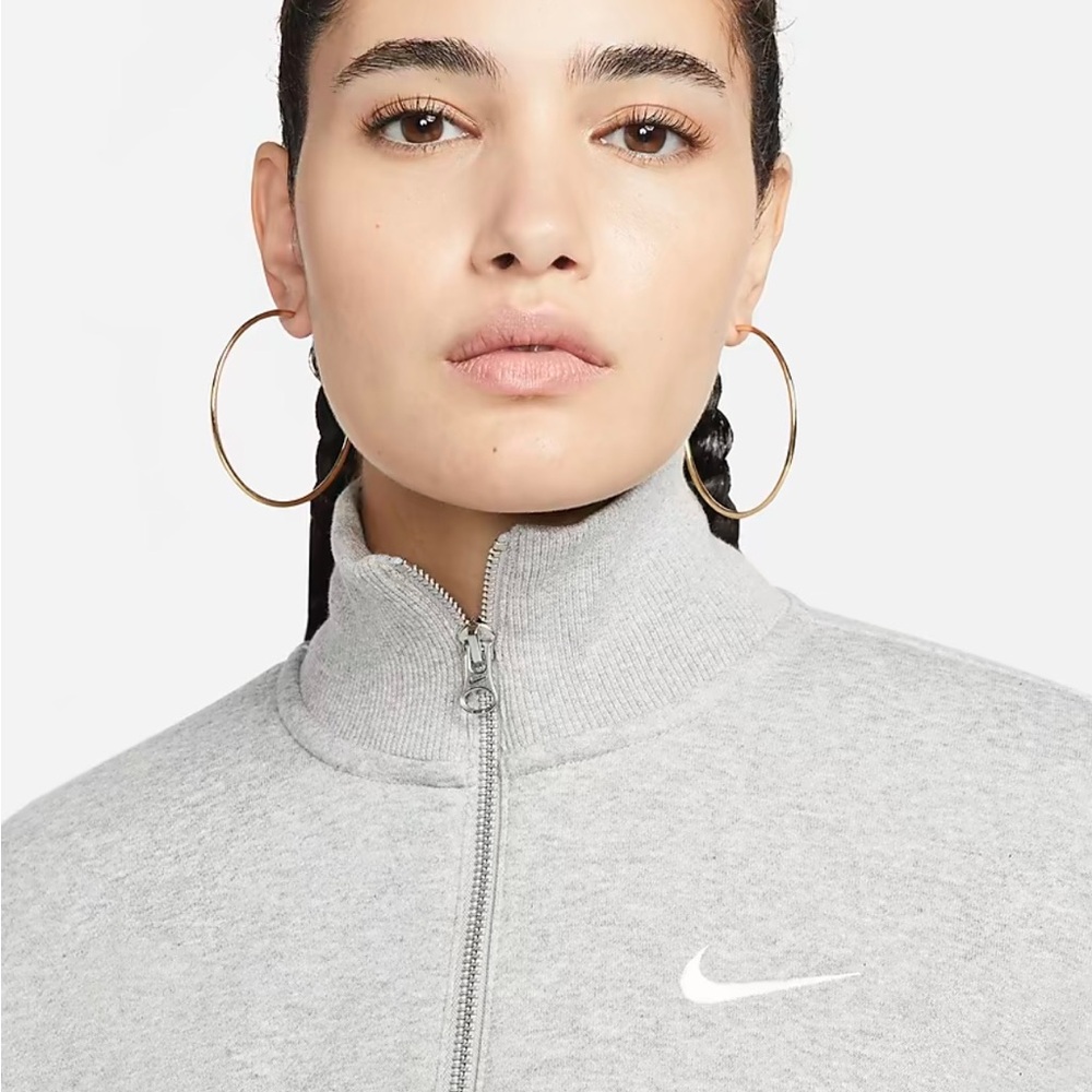 🚫Sold🚫 Nike quarter zip cropped sweatshirt